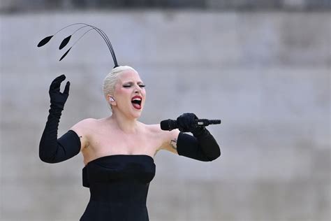  Le Concert de Lady Gaga à Paris : Un Spectacle Inoubliable sous le Ciel Étoilé !